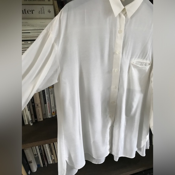 EUC Nap Loungewear White Dolphin Hem Oversized Collared Lounge Shirt M - Picture 4 of 16